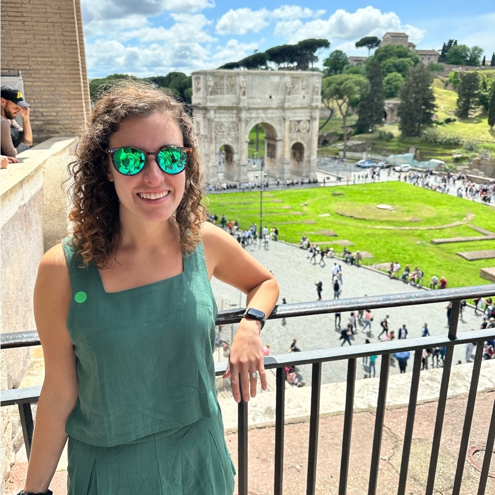 Meet your Posher, Alyssa